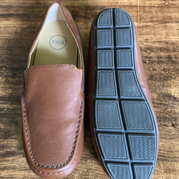 1901 TAN LOAFER SHOES - Picture 4 of 7